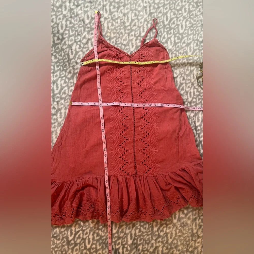 House of Harlow Elegant Coral Eyelet Dress - Picture 8 of 8